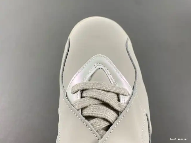 Reps LUCY Champagne Retro Jordan 8 832821-030 0408